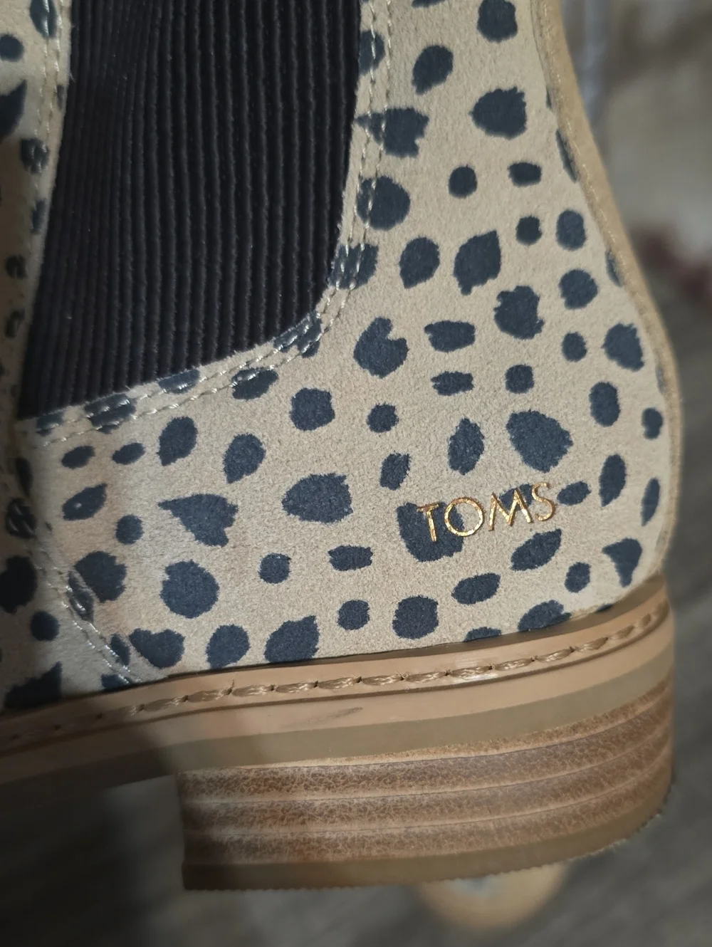 Tom's Women’s Beige Leopard Print Chelsea Boots